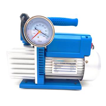 Dettaglio del vacuometro analogico e dell'elettrovalvola di non ritorno su pompa vuoto bistadio 70 l/min